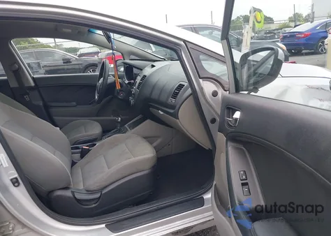 2015 Kia Forte Lx из США, поврежденный, VIN KNAFK4A63F5337754